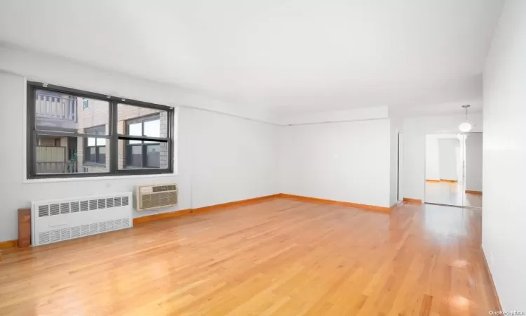 39-60 54 Street, New York, NY, 2 Bedrooms Bedrooms, 5 Rooms Rooms,1 BathroomBathrooms,Residential,For Sale,54,L3592178