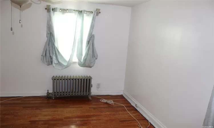 112-25 180th Street, New York, NY, 4 Bedrooms Bedrooms, 7 Rooms Rooms,1 BathroomBathrooms,Residential Lease,For Rent,180th,L3592180