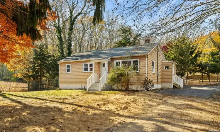 55 Tallwood Lane, Southold, NY, 3 Bedrooms Bedrooms, 9 Rooms Rooms,1 BathroomBathrooms,Residential,For Sale,Tallwood,L3592192