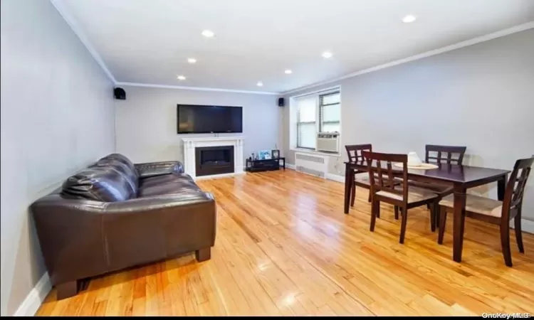 83-85 Woodhaven Blvd, New York, NY, 1 Bedroom Bedrooms, 4 Rooms Rooms,1 BathroomBathrooms,Residential,For Sale,Woodhaven Blvd,L3592227