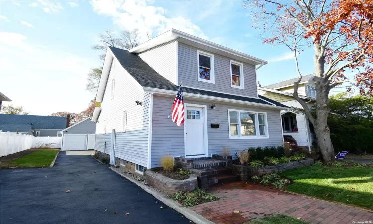 2906 Oceanside Road, Hempstead, NY, 3 Bedrooms Bedrooms, 8 Rooms Rooms,2 BathroomsBathrooms,Residential,For Sale,Oceanside,L3592262