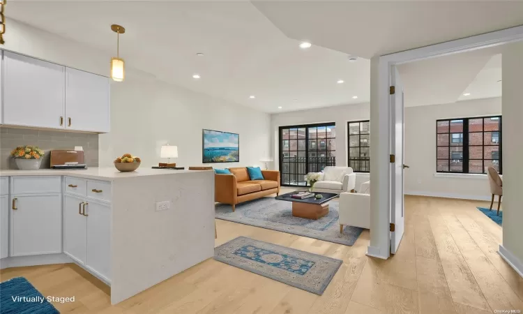 25-25 31st Avenue, New York, NY, 1 Bedroom Bedrooms, 3 Rooms Rooms,1 BathroomBathrooms,Residential,For Sale,31st,L3592308