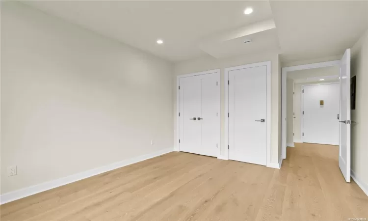 25-25 31st Avenue, New York, NY, 1 Bedroom Bedrooms, 3 Rooms Rooms,1 BathroomBathrooms,Residential,For Sale,31st,L3592308