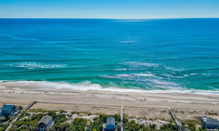 645 Ocean Breeeze, Ocean Beach, NY, 5 Bedrooms Bedrooms, 8 Rooms Rooms,3 BathroomsBathrooms,Residential,For Sale,Ocean Breeeze,L3592370