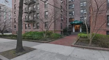 140-35 Burden Crescent, New York, NY, 2 Bedrooms Bedrooms, 4 Rooms Rooms,1 BathroomBathrooms,Residential Lease,For Rent,Burden,L3592420