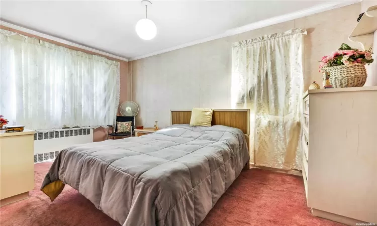 254-10 87th Drive, New York, NY, 3 Bedrooms Bedrooms, 6 Rooms Rooms,1 BathroomBathrooms,Residential,For Sale,87th,L3592522