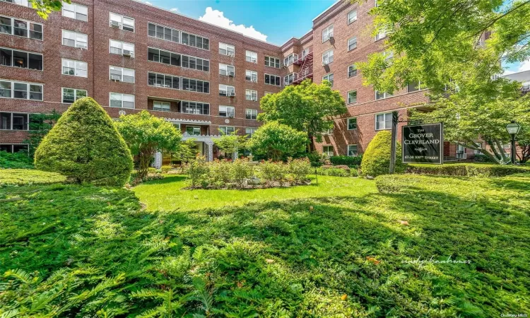 67-38 108th Street, New York, NY, 1 Bedroom Bedrooms, 4 Rooms Rooms,1 BathroomBathrooms,Residential,For Sale,108th,L3584143