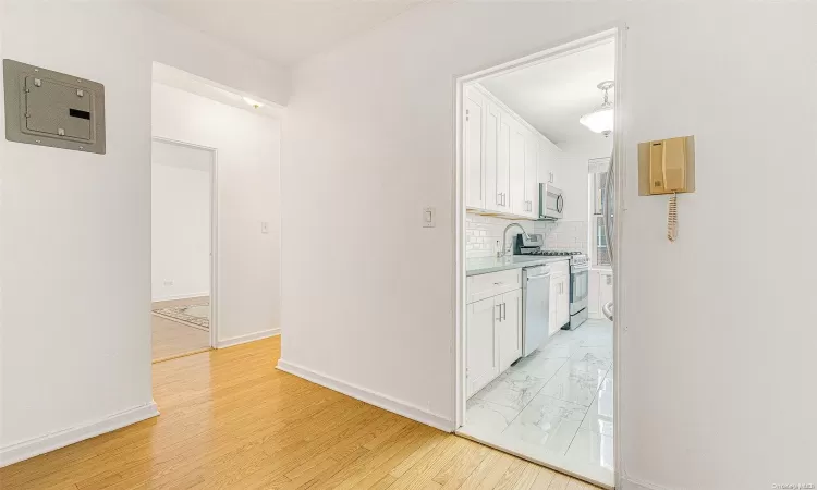 67-38 108th Street, New York, NY, 1 Bedroom Bedrooms, 4 Rooms Rooms,1 BathroomBathrooms,Residential,For Sale,108th,L3584143