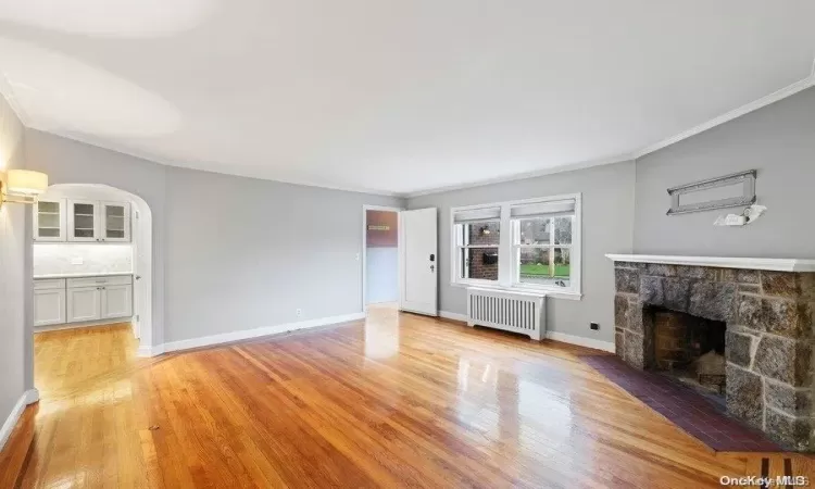 90 Beverly Avenue, Hempstead, NY, 2 Bedrooms Bedrooms, 4 Rooms Rooms,1 BathroomBathrooms,Residential Lease,For Rent,Beverly,L3584163