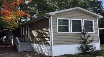 44 Ticonderoga, Islip, NY, 2 Bedrooms Bedrooms, 5 Rooms Rooms,2 BathroomsBathrooms,Residential,For Sale,Ticonderoga,L3584267