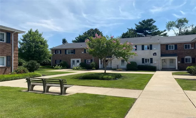 212 Dawson Lane, Oyster Bay, NY, 1 Bedroom Bedrooms, 4 Rooms Rooms,1 BathroomBathrooms,Residential Lease,For Rent,Dawson,L3584272