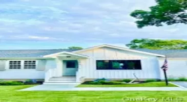 28 Tulip Avenue, Southampton, NY, 4 Bedrooms Bedrooms, 7 Rooms Rooms,2 BathroomsBathrooms,Residential Lease,For Rent,Tulip,L3584376