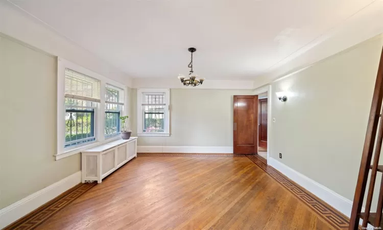 193-32 Foothill Avenue, New York, NY, 5 Bedrooms Bedrooms, 14 Rooms Rooms,2 BathroomsBathrooms,Residential,For Sale,Foothill,L3584386