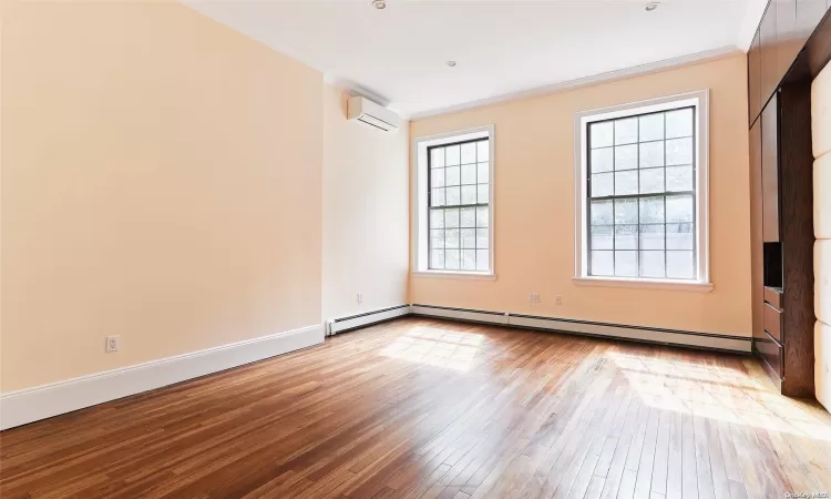 266 136th Street, New York, NY, 5 Bedrooms Bedrooms, 11 Rooms Rooms,5 BathroomsBathrooms,Residential Income,For Sale,136th,L3584429