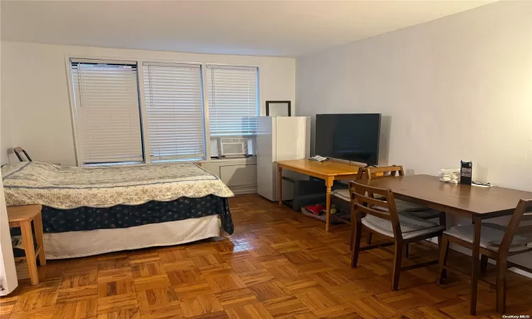 37-30 73 Street, New York, NY, 3 Rooms Rooms,1 BathroomBathrooms,Residential,For Sale,73,L3584482