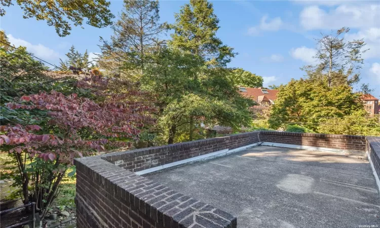 Terrace over Garage