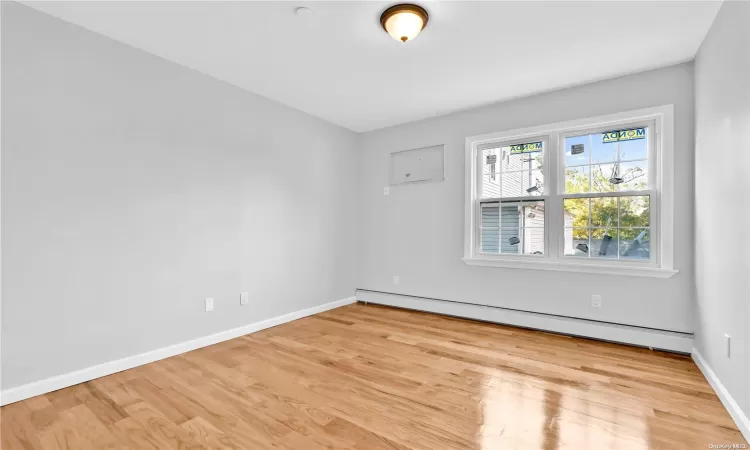 118-24 189th Street, New York, NY, 7 Bedrooms Bedrooms, 11 Rooms Rooms,5 BathroomsBathrooms,Residential Income,For Sale,189th Street,L3584699