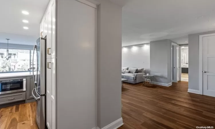 166-25 Powells Cove Boulevard, New York, NY, 1 Bedroom Bedrooms, 4 Rooms Rooms,1 BathroomBathrooms,Residential,For Sale,Powells Cove,L3584621