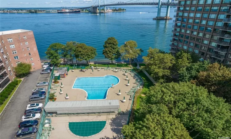 166-25 Powells Cove Boulevard, New York, NY, 1 Bedroom Bedrooms, 4 Rooms Rooms,1 BathroomBathrooms,Residential,For Sale,Powells Cove,L3584621