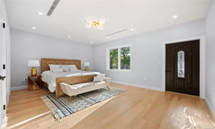 48-06 Glenwood Street, New York, NY, 5 Bedrooms Bedrooms, 15 Rooms Rooms,5 BathroomsBathrooms,Residential,For Sale,Glenwood,L3584662