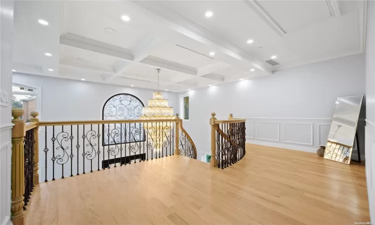 48-06 Glenwood Street, New York, NY, 5 Bedrooms Bedrooms, 15 Rooms Rooms,5 BathroomsBathrooms,Residential,For Sale,Glenwood,L3584662