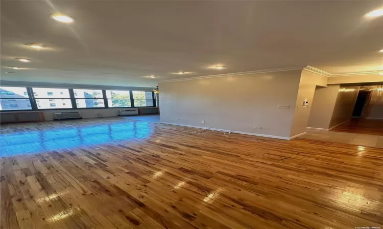 75-26 Bell Blvd, New York, NY, 2 Bedrooms Bedrooms, 6 Rooms Rooms,2 BathroomsBathrooms,Residential,For Sale,Bell Blvd,L3584850