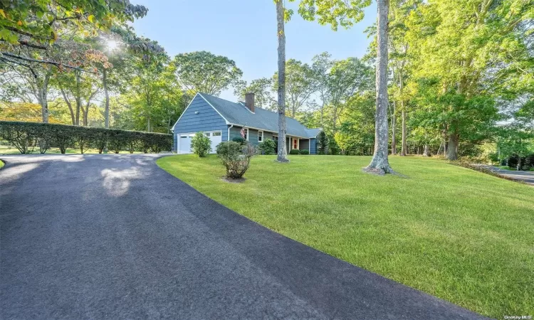 6005 Hortons Lane, Southold, NY, 4 Bedrooms Bedrooms, 8 Rooms Rooms,2 BathroomsBathrooms,Residential,For Sale,Hortons,L3584997