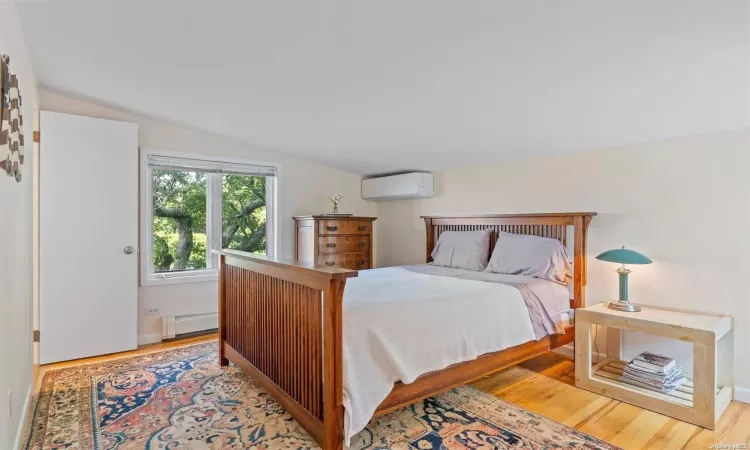 6 Gallatin Lane, East Hampton, NY, 7 Bedrooms Bedrooms, 15 Rooms Rooms,4 BathroomsBathrooms,Residential Income,For Sale,Gallatin,L3585008