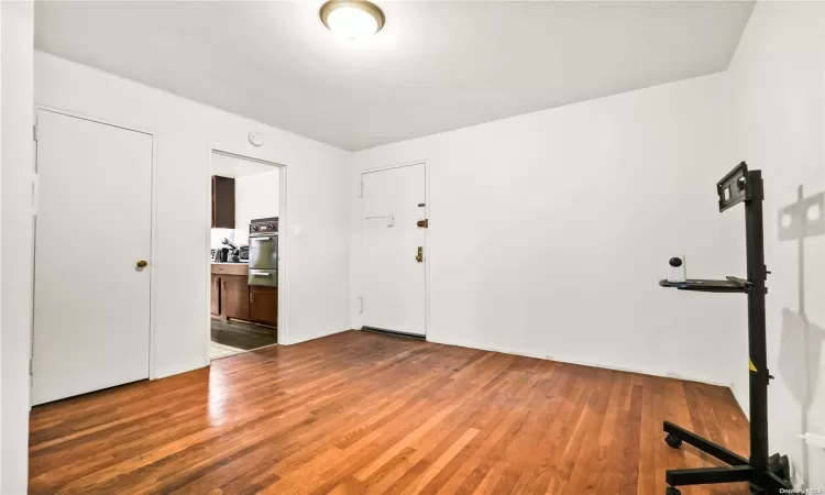 29-50 137th Street, New York, NY, 1 Bedroom Bedrooms, 4 Rooms Rooms,1 BathroomBathrooms,Residential,For Sale,137th,L3585021