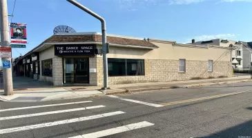 41 Main Street, Hempstead, NY, ,Commercial Lease,For Rent,Main,L3585048