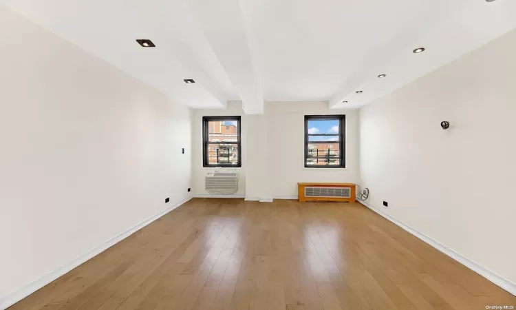 109-33 71st Road, New York, NY, 2 Bedrooms Bedrooms, 6 Rooms Rooms,2 BathroomsBathrooms,Residential,For Sale,71st,L3585100