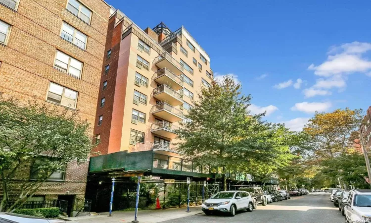 109-33 71st Road, New York, NY, 2 Bedrooms Bedrooms, 6 Rooms Rooms,2 BathroomsBathrooms,Residential,For Sale,71st,L3585100