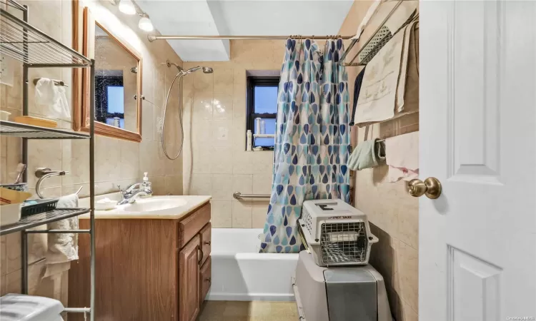 31-31 138th Street, New York, NY, 1 Bedroom Bedrooms, 5 Rooms Rooms,1 BathroomBathrooms,Residential,For Sale,138th,L3585313