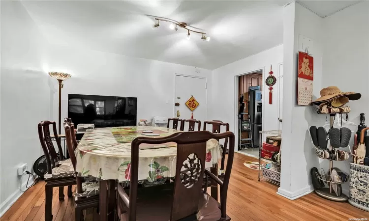 31-31 138th Street, New York, NY, 1 Bedroom Bedrooms, 5 Rooms Rooms,1 BathroomBathrooms,Residential,For Sale,138th,L3585313