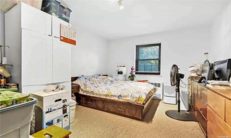 31-31 138th Street, New York, NY, 1 Bedroom Bedrooms, 5 Rooms Rooms,1 BathroomBathrooms,Residential,For Sale,138th,L3585313