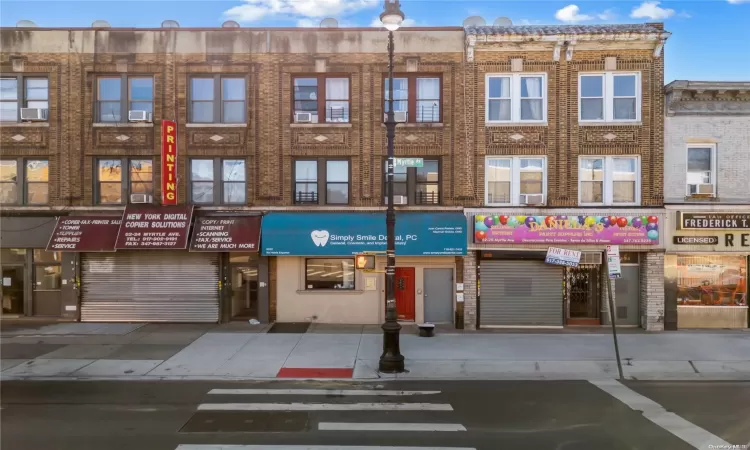 62-22 Myrtle Ave, New York, NY, ,Commercial Sale,For Sale,Myrtle Ave,L3585276