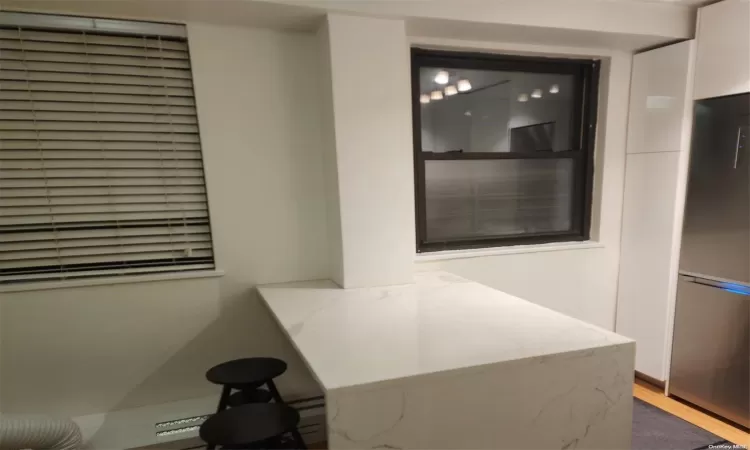 61-25 98th Street, New York, NY, 1 Bedroom Bedrooms, 4 Rooms Rooms,1 BathroomBathrooms,Residential Lease,For Rent,98th,L3585150