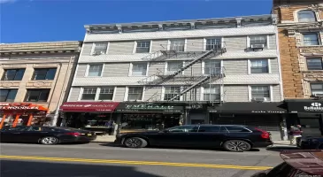 688 Manhattan Avenue, New York, NY, 9 Bedrooms Bedrooms, 20 Rooms Rooms,6 BathroomsBathrooms,Commercial Sale,For Sale,Manhattan,L3585177