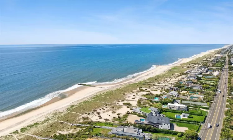 345 Dune Road, Southampton, NY, 7 Bedrooms Bedrooms, 14 Rooms Rooms,8 BathroomsBathrooms,Residential Lease,For Rent,Dune,L3585171