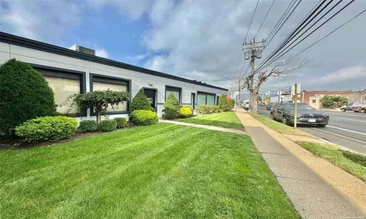 191 Herricks Road, North Hempstead, NY, ,Commercial Sale,For Sale,Herricks,L3585210