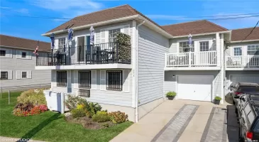 60-08 Beach Front Road, New York, NY, 3 Bedrooms Bedrooms, 6 Rooms Rooms,2 BathroomsBathrooms,Residential,For Sale,Beach Front,L3585332