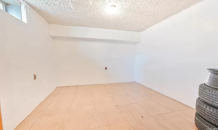 578 Junius Street, New York, NY, 3 Bedrooms Bedrooms, 6 Rooms Rooms,1 BathroomBathrooms,Residential,For Sale,Junius,L3585389