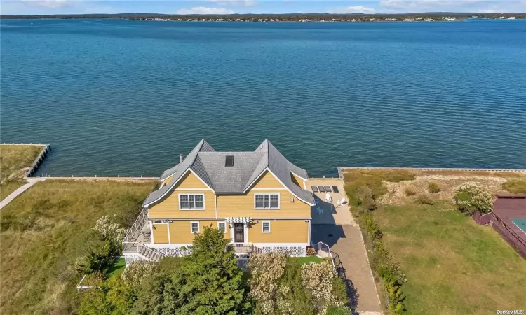 650 Dune Road, Southampton, NY, 3 Bedrooms Bedrooms, 7 Rooms Rooms,4 BathroomsBathrooms,Residential,For Sale,Dune,L3585549