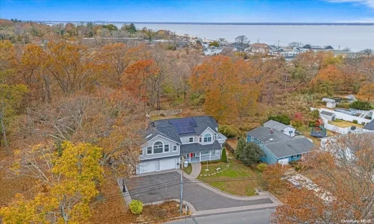 26 Bayville Park Boulevard, Oyster Bay, NY, 4 Bedrooms Bedrooms, 8 Rooms Rooms,3 BathroomsBathrooms,Residential,For Sale,Bayville Park,L3585572