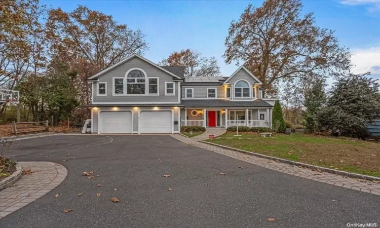 26 Bayville Park Boulevard, Oyster Bay, NY, 4 Bedrooms Bedrooms, 8 Rooms Rooms,3 BathroomsBathrooms,Residential,For Sale,Bayville Park,L3585572