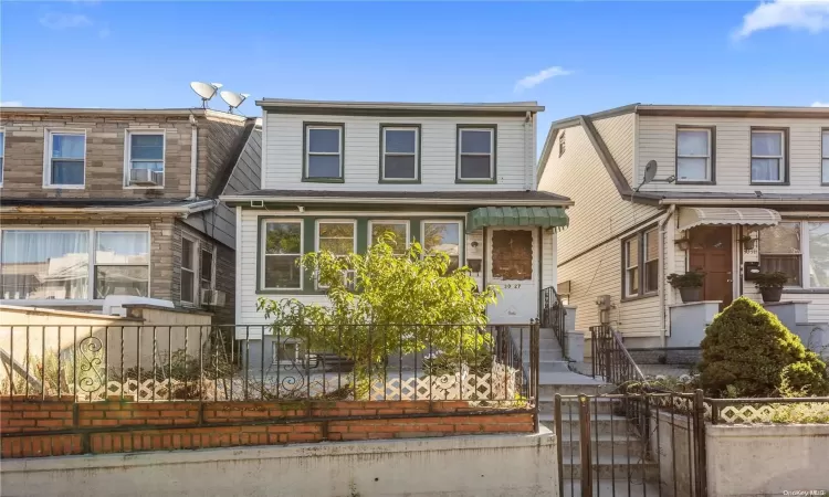 30-27 93rd Street, New York, NY, 5 Bedrooms Bedrooms, 10 Rooms Rooms,2 BathroomsBathrooms,Residential Income,For Sale,93rd,L3585589