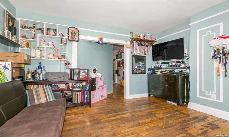 30-27 93rd Street, New York, NY, 5 Bedrooms Bedrooms, 10 Rooms Rooms,2 BathroomsBathrooms,Residential Income,For Sale,93rd,L3585589