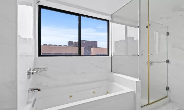 136-46 41st Avenue, New York, NY, 3 Bedrooms Bedrooms, 8 Rooms Rooms,3 BathroomsBathrooms,Residential,For Sale,41st,L3585876