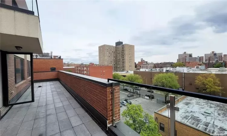 136-46 41st Avenue, New York, NY, 3 Bedrooms Bedrooms, 8 Rooms Rooms,3 BathroomsBathrooms,Residential,For Sale,41st,L3585876