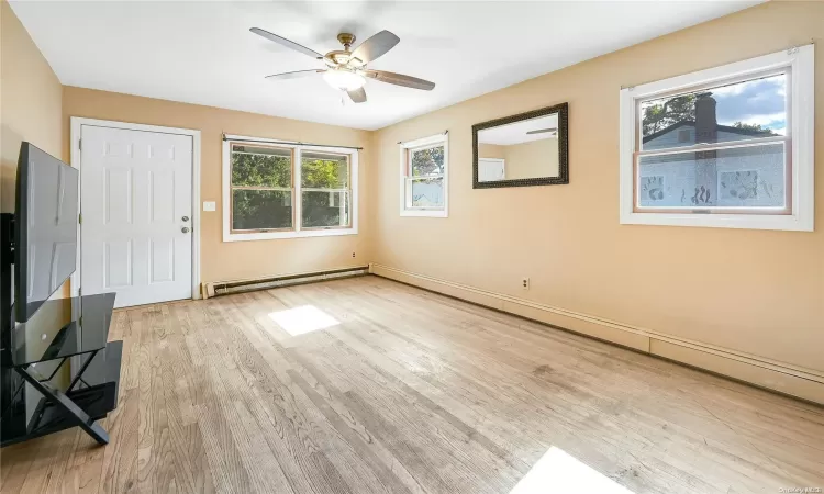 126 Harrison Avenue, Brookhaven, NY, 3 Bedrooms Bedrooms, 5 Rooms Rooms,1 BathroomBathrooms,Residential,For Sale,Harrison,L3585955